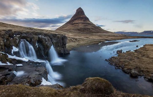03 Iceland Waterfall